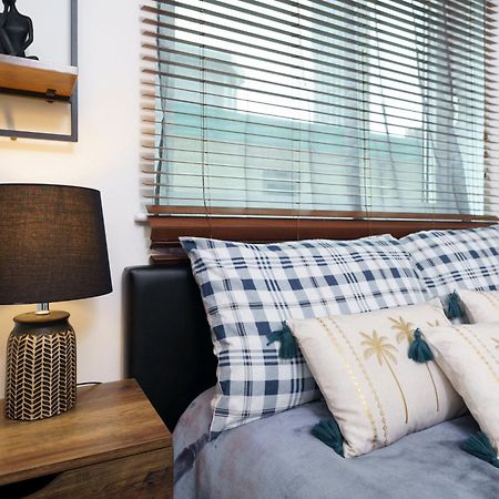St George Thames Apartment London Exterior foto
